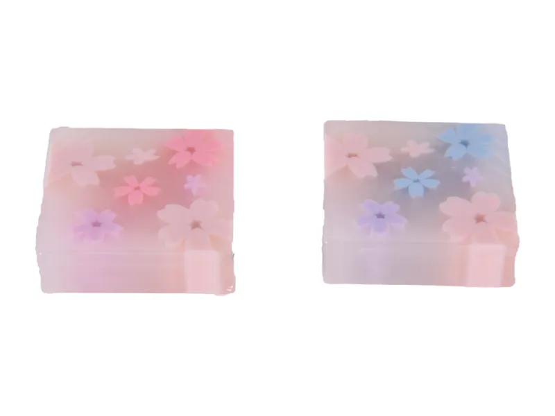 GUMICA DELI SAKURA KVADRATNA 71135